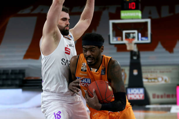 [图]英超-哈兰德破门福登2射1传 曼城6-0伊普斯维奇.